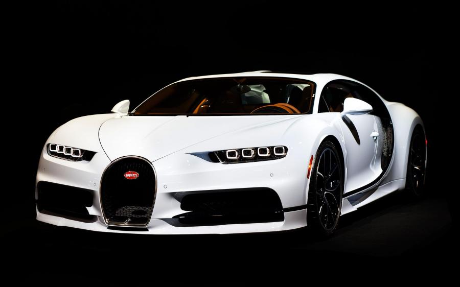 Bugatti Chiron Sky View (NA) '2018